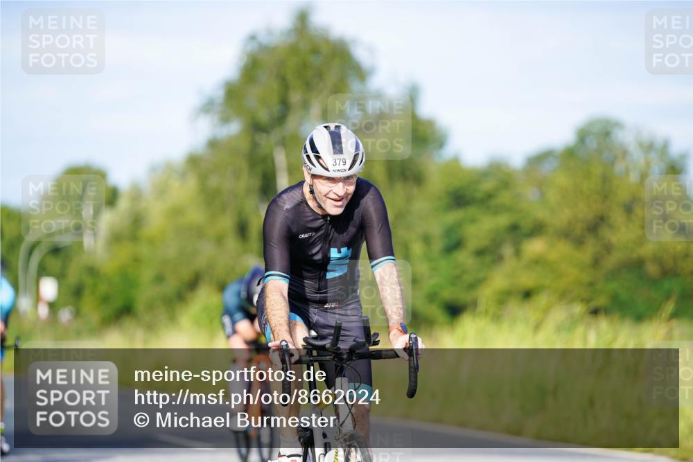 31.08.2025 - Elbe Triathlon Hamburg Michael Burmester http://msf.ph/oto/8662024 31.08.2025 09:06:49 Radfahren 172, 379, 381, 505 meine-sportfotos.de