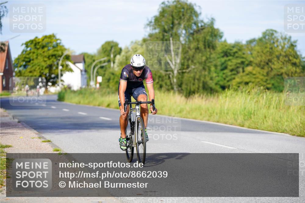 31.08.2025 - Elbe Triathlon Hamburg Michael Burmester http://msf.ph/oto/8662039 31.08.2025 09:06:53 Radfahren 172, 381, 505 meine-sportfotos.de