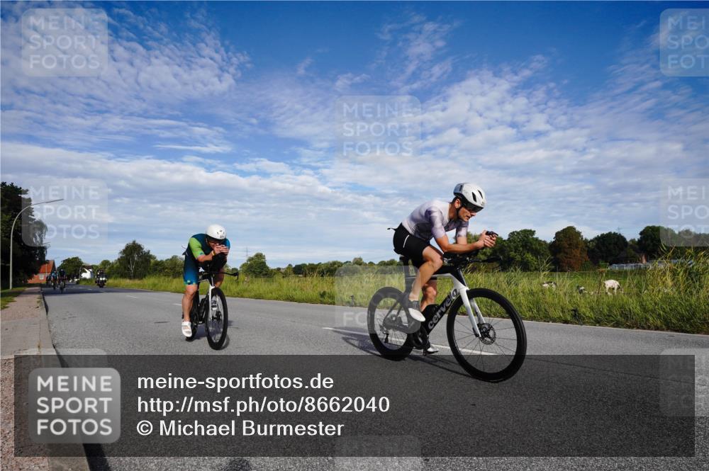 31.08.2025 - Elbe Triathlon Hamburg Michael Burmester http://msf.ph/oto/8662040 31.08.2025 09:14:02 Radfahren 210, 221, 282, 305, 360, 519, 551, 554 meine-sportfotos.de