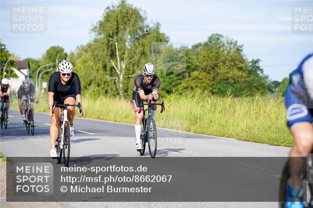 31.08.2025 - Elbe Triathlon Hamburg Michael Burmester http://msf.ph/oto/8662067 31.08.2025 09:07:13 Radfahren 242, 283, 300, 304, 314, 340, 342, 441 meine-sportfotos.de