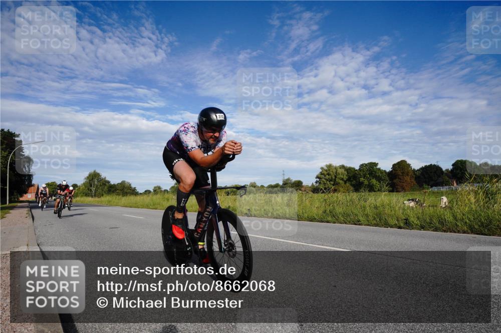 31.08.2025 - Elbe Triathlon Hamburg Michael Burmester http://msf.ph/oto/8662068 31.08.2025 09:14:31 Radfahren 183, 186, 194, 205, 312, 409, 596, 630 meine-sportfotos.de
