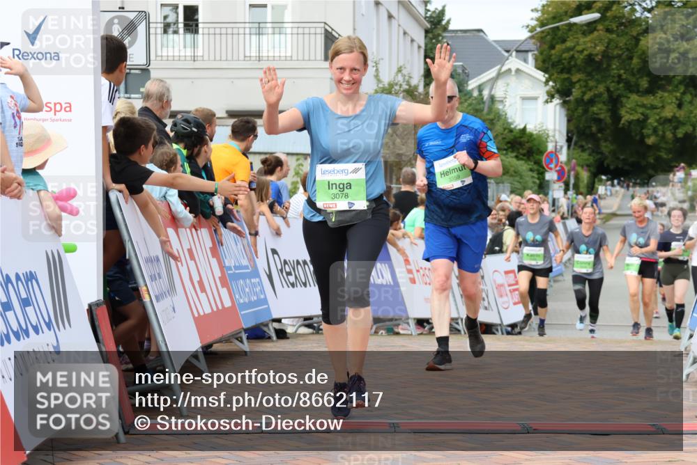 31.08.2025 - 21. Blankeneser Heldenlauf Strokosch-Dieckow http://msf.ph/oto/8662117 31.08.2025 11:25:24 Ziel 3078, 3359 meine-sportfotos.de