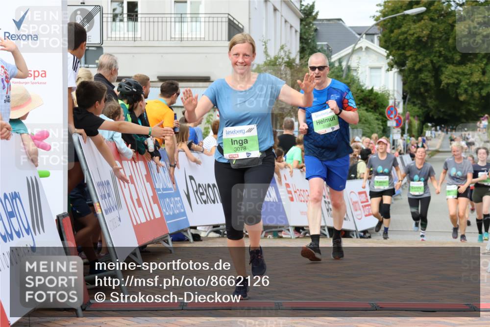 31.08.2025 - 21. Blankeneser Heldenlauf Strokosch-Dieckow http://msf.ph/oto/8662126 31.08.2025 11:25:24 Ziel 3078, 3359 meine-sportfotos.de