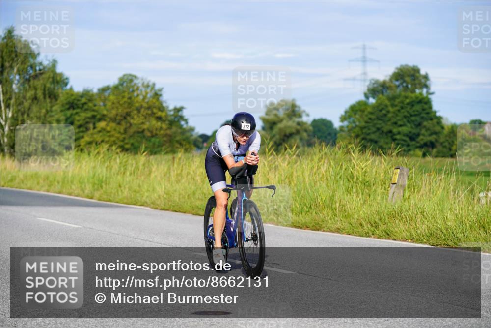 31.08.2025 - Elbe Triathlon Hamburg Michael Burmester http://msf.ph/oto/8662131 31.08.2025 09:07:43 Radfahren 254, 272, 412, 458 meine-sportfotos.de
