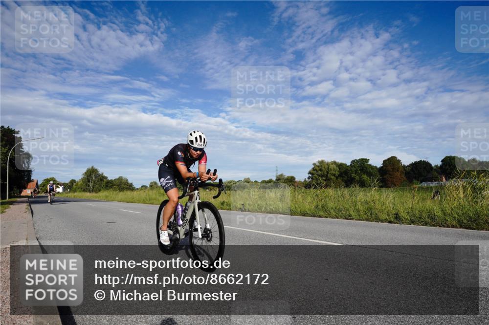 31.08.2025 - Elbe Triathlon Hamburg Michael Burmester http://msf.ph/oto/8662172 31.08.2025 09:16:42 Radfahren 253, 315, 329 meine-sportfotos.de
