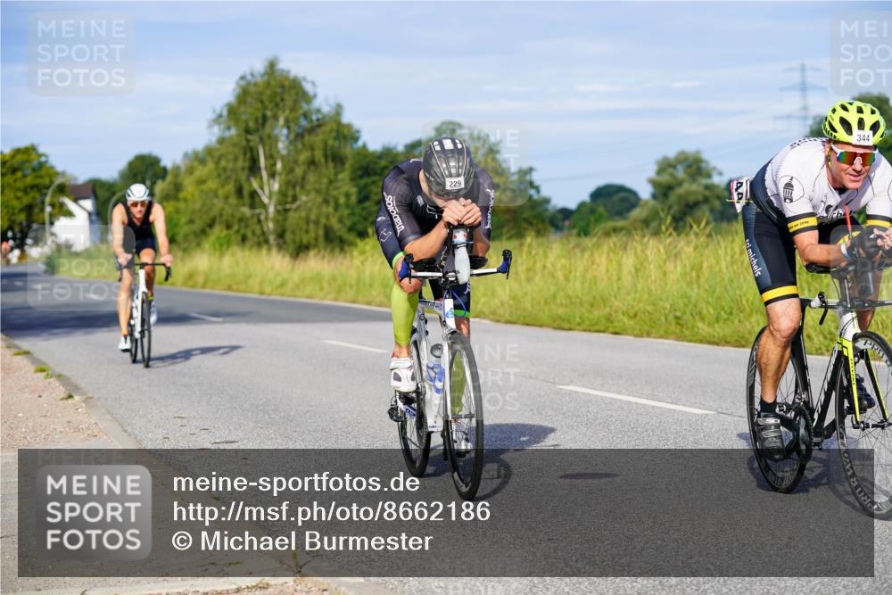 31.08.2025 - Elbe Triathlon Hamburg Michael Burmester http://msf.ph/oto/8662186 31.08.2025 09:08:01 Radfahren 182, 229, 288, 344, 532, 540 meine-sportfotos.de