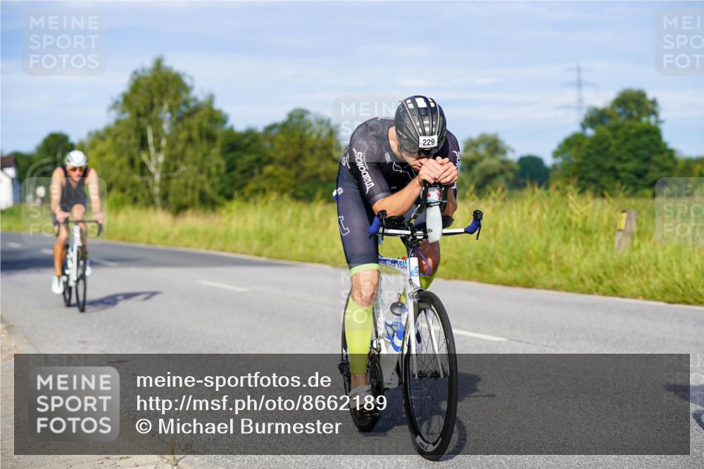 31.08.2025 - Elbe Triathlon Hamburg Michael Burmester http://msf.ph/oto/8662189 31.08.2025 09:08:01 Radfahren 182, 229, 288, 344, 532, 540 meine-sportfotos.de