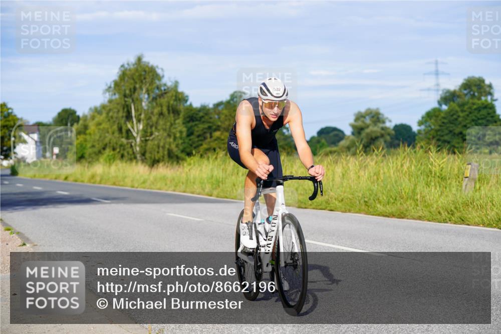 31.08.2025 - Elbe Triathlon Hamburg Michael Burmester http://msf.ph/oto/8662196 31.08.2025 09:08:02 Radfahren 229, 288, 344, 439, 532, 540 meine-sportfotos.de