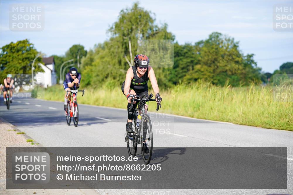 31.08.2025 - Elbe Triathlon Hamburg Michael Burmester http://msf.ph/oto/8662205 31.08.2025 09:08:08 Radfahren 288, 439, 540 meine-sportfotos.de