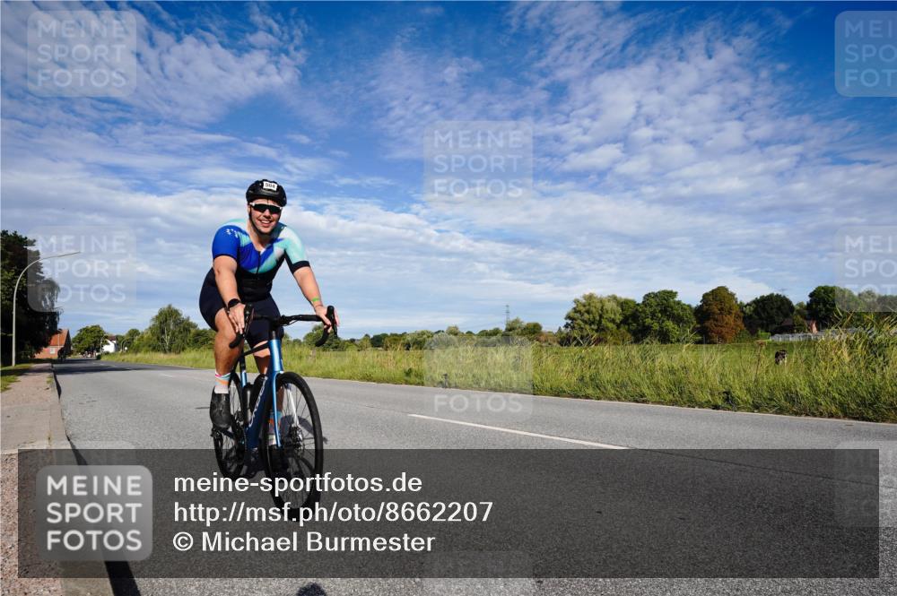 31.08.2025 - Elbe Triathlon Hamburg Michael Burmester http://msf.ph/oto/8662207 31.08.2025 09:17:42 Radfahren 173, 504, 539 meine-sportfotos.de