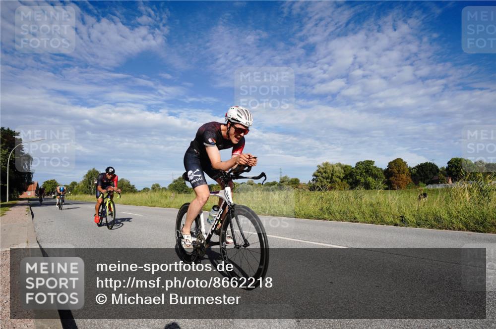 31.08.2025 - Elbe Triathlon Hamburg Michael Burmester http://msf.ph/oto/8662218 31.08.2025 09:17:56 Radfahren 184, 244, 330, 382, 476 meine-sportfotos.de