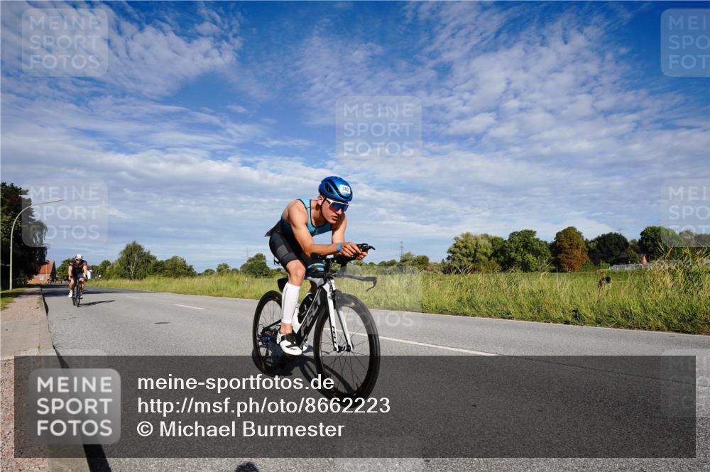 31.08.2025 - Elbe Triathlon Hamburg Michael Burmester http://msf.ph/oto/8662223 31.08.2025 09:17:58 Radfahren 184, 244, 382, 476 meine-sportfotos.de
