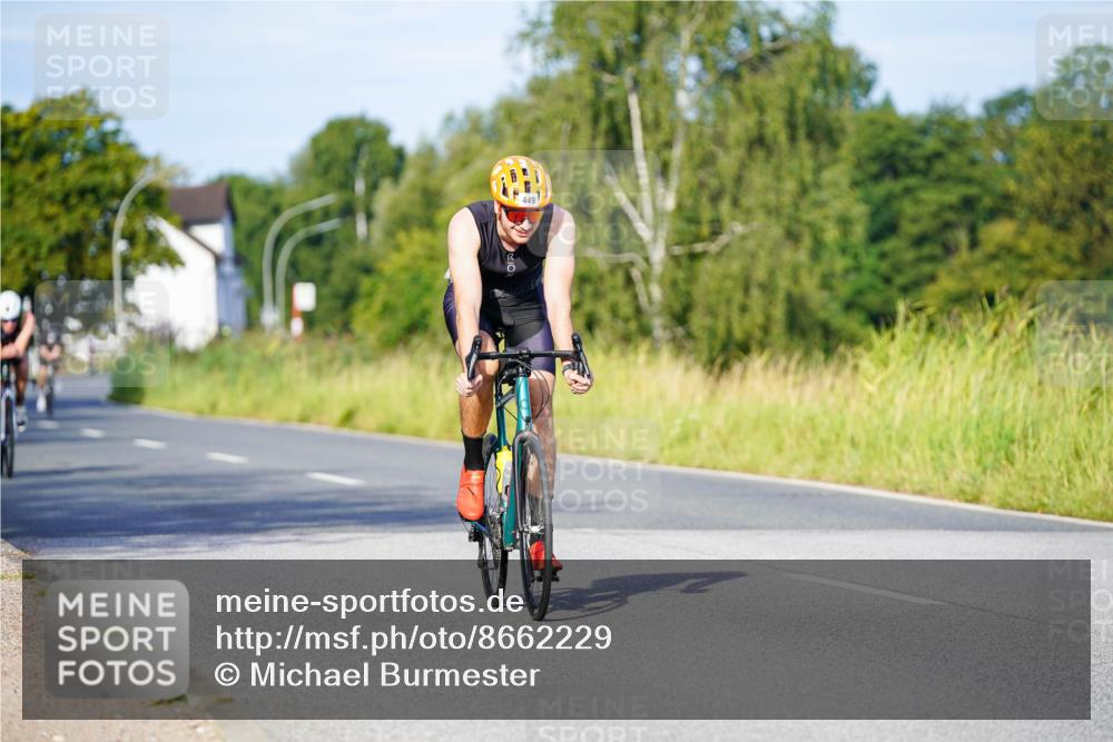 31.08.2025 - Elbe Triathlon Hamburg Michael Burmester http://msf.ph/oto/8662229 31.08.2025 09:08:18 Radfahren 215, 440, 449, 464, 553 meine-sportfotos.de