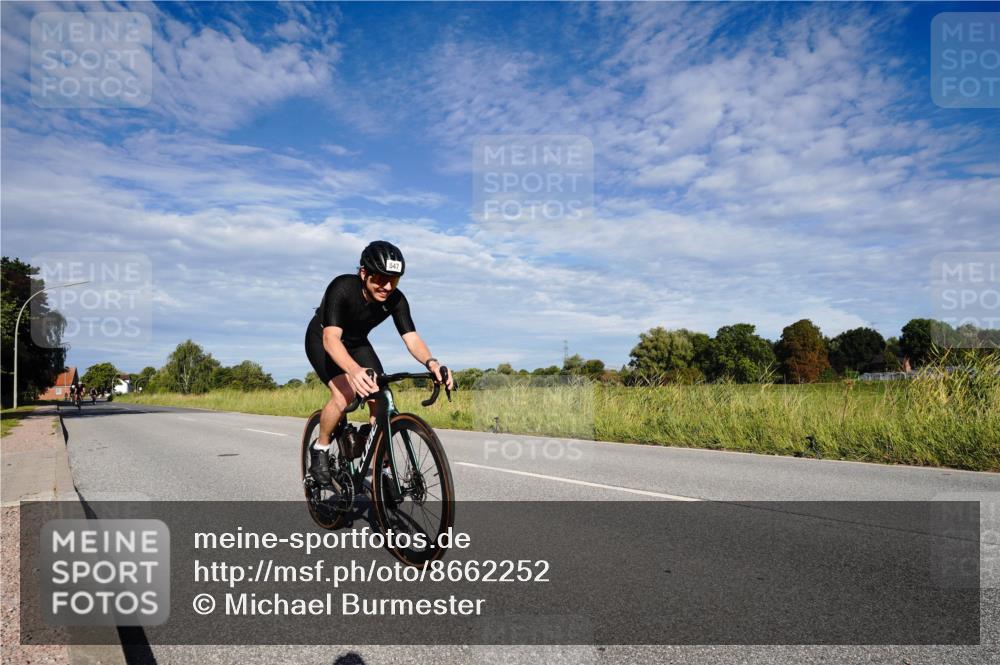 31.08.2025 - Elbe Triathlon Hamburg Michael Burmester http://msf.ph/oto/8662252 31.08.2025 09:18:37 Radfahren 189, 416, 510, 547, 618 meine-sportfotos.de