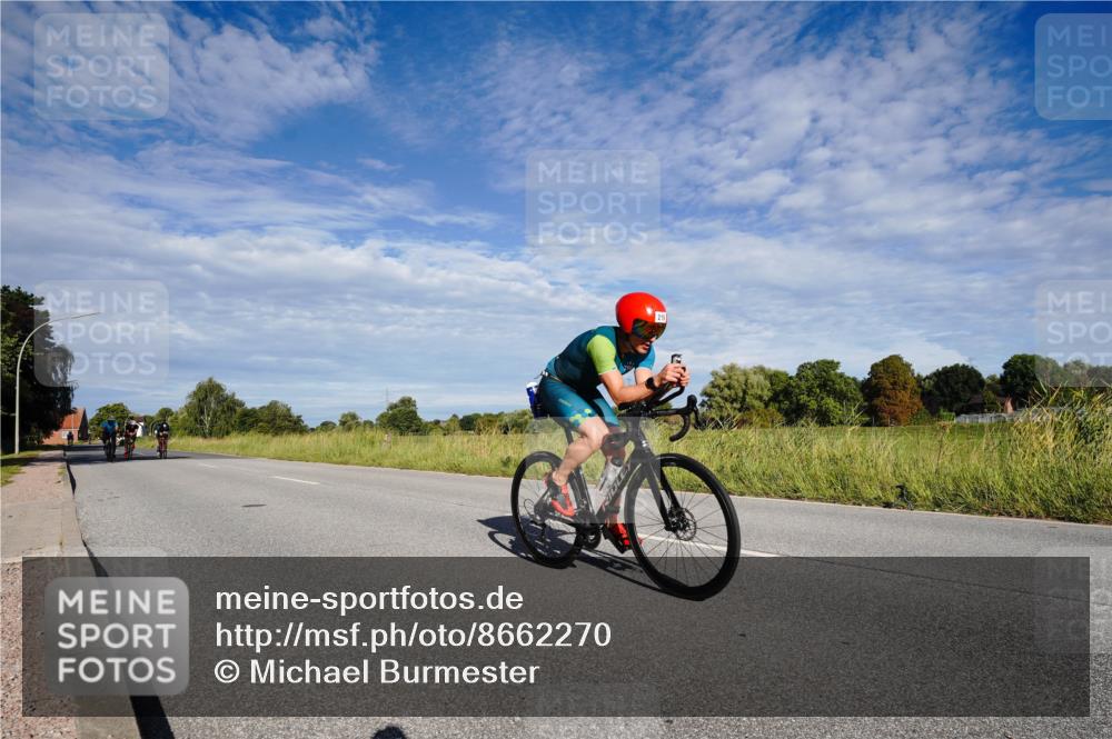 31.08.2025 - Elbe Triathlon Hamburg Michael Burmester http://msf.ph/oto/8662270 31.08.2025 09:19:00 Radfahren 214, 219, 410, 483, 505 meine-sportfotos.de