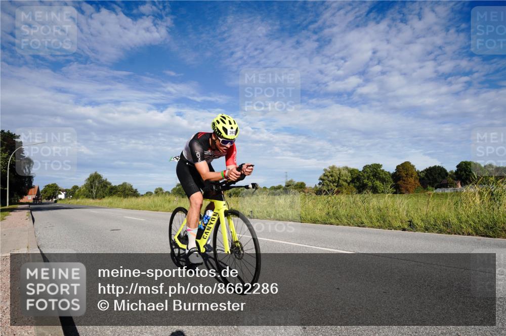 31.08.2025 - Elbe Triathlon Hamburg Michael Burmester http://msf.ph/oto/8662286 31.08.2025 09:19:25 Radfahren 392, 515, 636, 646 meine-sportfotos.de