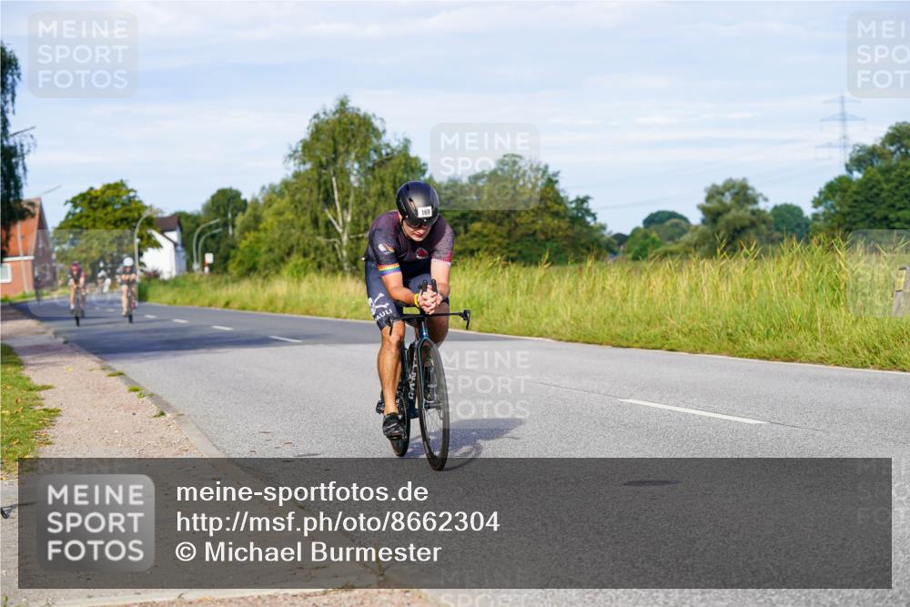 31.08.2025 - Elbe Triathlon Hamburg Michael Burmester http://msf.ph/oto/8662304 31.08.2025 09:08:46 Radfahren 169, 207, 227, 237, 252, 313, 386 meine-sportfotos.de