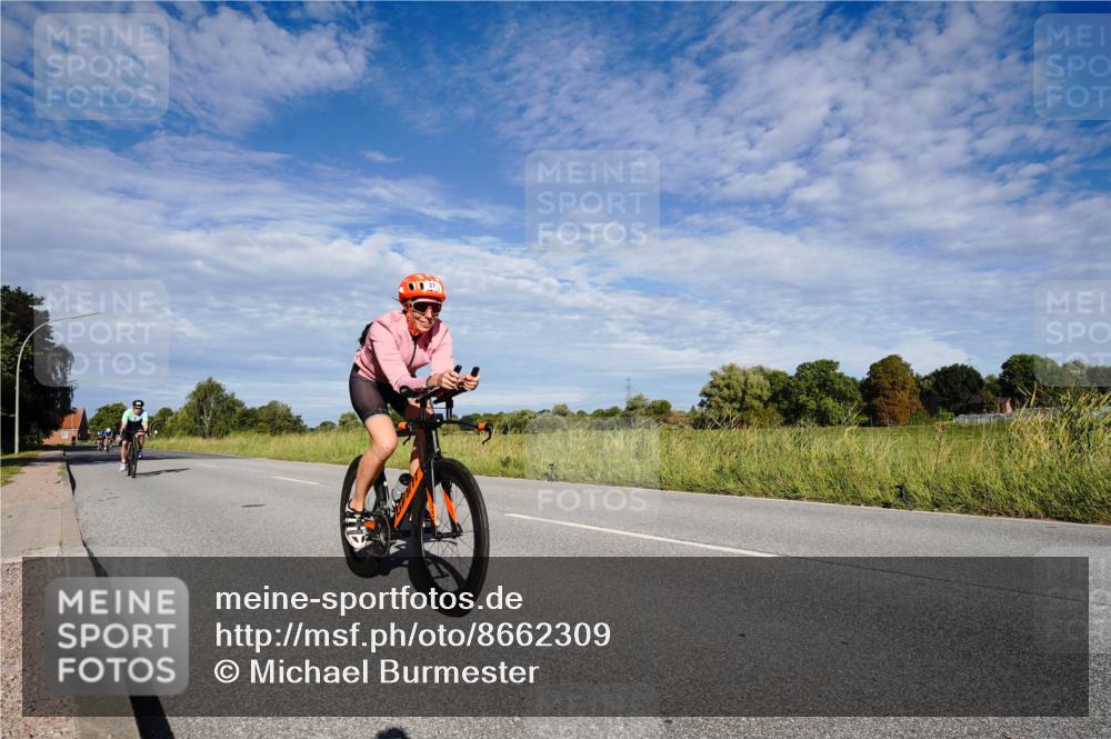 31.08.2025 - Elbe Triathlon Hamburg Michael Burmester http://msf.ph/oto/8662309 31.08.2025 09:20:05 Radfahren 208, 231, 371, 381, 474, 709 meine-sportfotos.de
