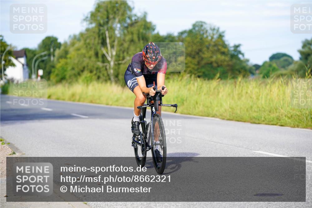 31.08.2025 - Elbe Triathlon Hamburg Michael Burmester http://msf.ph/oto/8662321 31.08.2025 09:08:50 Radfahren 252, 313, 325 meine-sportfotos.de