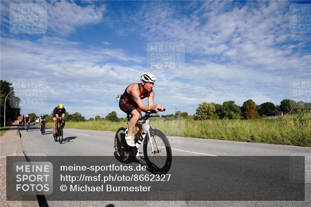 31.08.2025 - Elbe Triathlon Hamburg Michael Burmester http://msf.ph/oto/8662327 31.08.2025 09:20:32 Radfahren 172, 182, 283, 314, 340, 342, 517, 694 meine-sportfotos.de