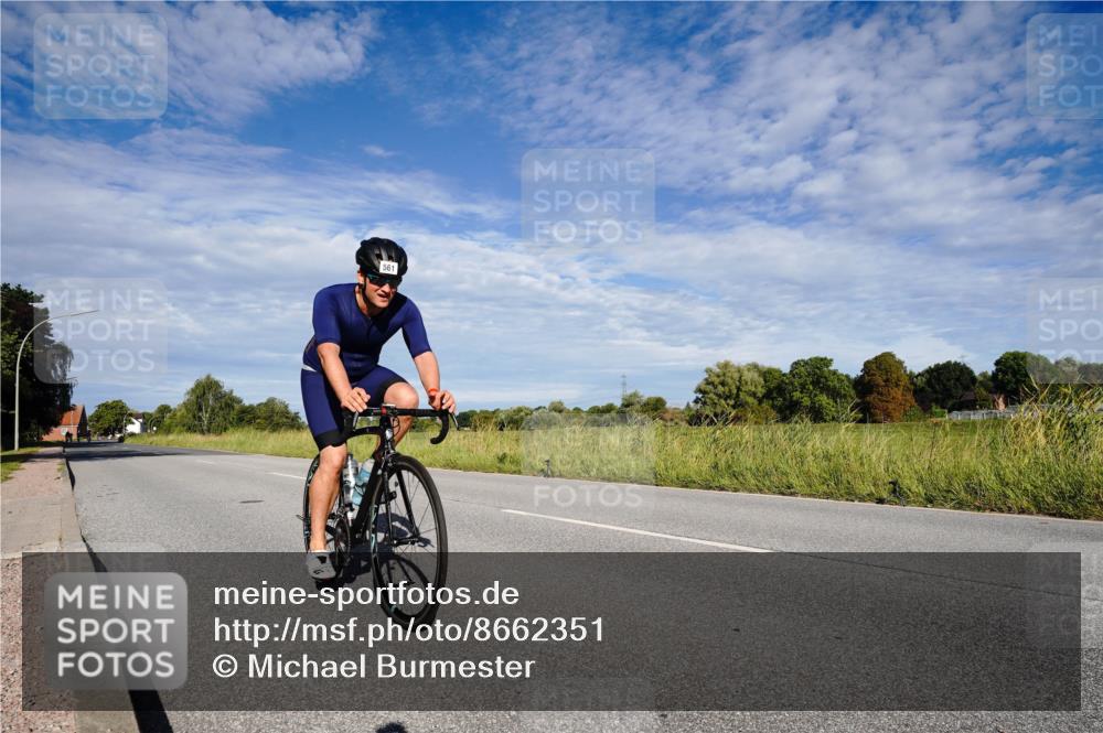 31.08.2025 - Elbe Triathlon Hamburg Michael Burmester http://msf.ph/oto/8662351 31.08.2025 09:20:45 Radfahren 242, 289, 561 meine-sportfotos.de