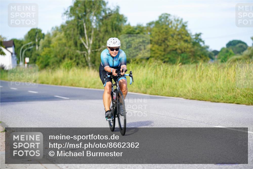 31.08.2025 - Elbe Triathlon Hamburg Michael Burmester http://msf.ph/oto/8662362 31.08.2025 09:09:10 Radfahren 199, 302, 426, 430 meine-sportfotos.de
