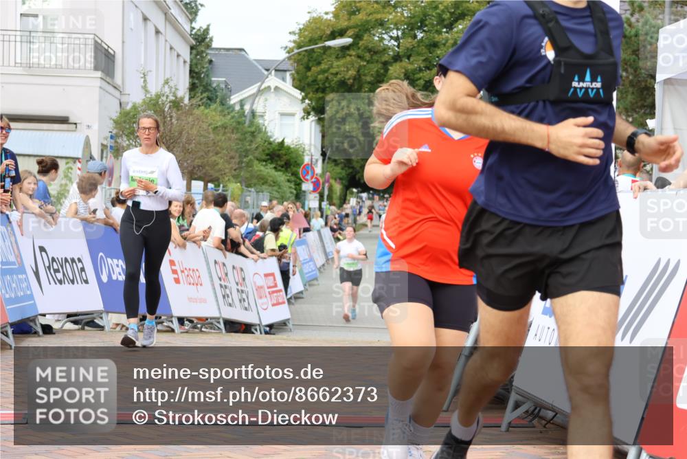 31.08.2025 - 21. Blankeneser Heldenlauf Strokosch-Dieckow http://msf.ph/oto/8662373 31.08.2025 11:24:33 Ziel 3177, 3188 meine-sportfotos.de