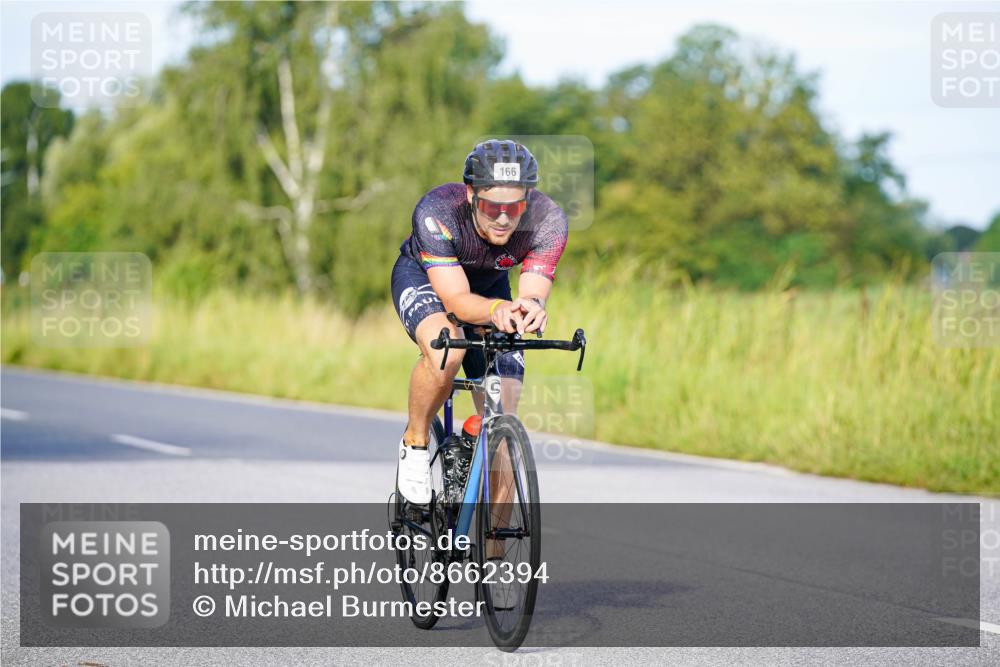 31.08.2025 - Elbe Triathlon Hamburg Michael Burmester http://msf.ph/oto/8662394 31.08.2025 09:09:37 Radfahren 166, 181, 206, 265, 429 meine-sportfotos.de