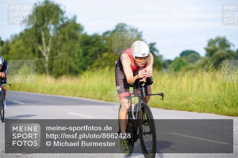 31.08.2025 - Elbe Triathlon Hamburg Michael Burmester http://msf.ph/oto/8662428 31.08.2025 09:10:01 Radfahren 193, 195, 234, 462, 512 meine-sportfotos.de