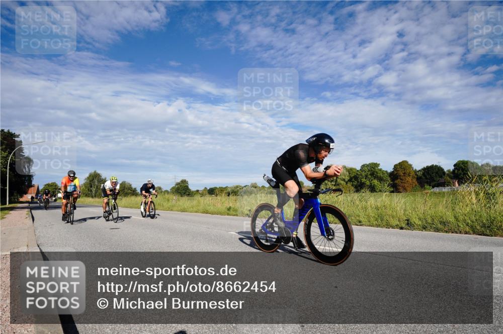31.08.2025 - Elbe Triathlon Hamburg Michael Burmester http://msf.ph/oto/8662454 31.08.2025 09:22:22 Radfahren 169, 254, 344, 425, 500, 656 meine-sportfotos.de