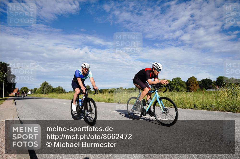 31.08.2025 - Elbe Triathlon Hamburg Michael Burmester http://msf.ph/oto/8662472 31.08.2025 09:22:33 Radfahren 166, 181, 193, 195, 397, 405, 426, 430, 479, 557, 614 meine-sportfotos.de