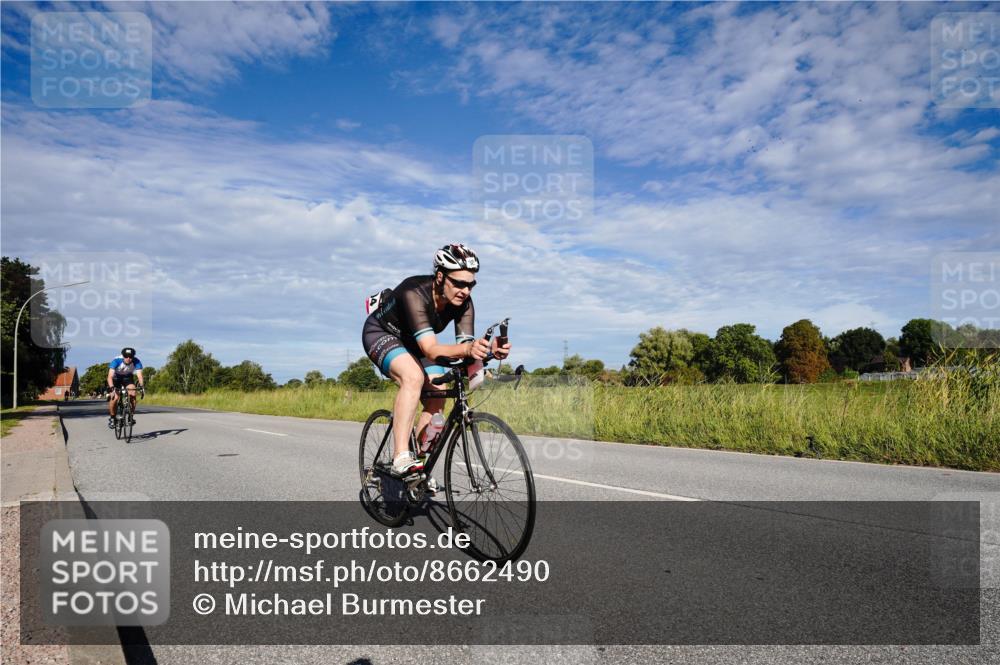 31.08.2025 - Elbe Triathlon Hamburg Michael Burmester http://msf.ph/oto/8662490 31.08.2025 09:22:42 Radfahren 166, 304, 391, 430, 834 meine-sportfotos.de