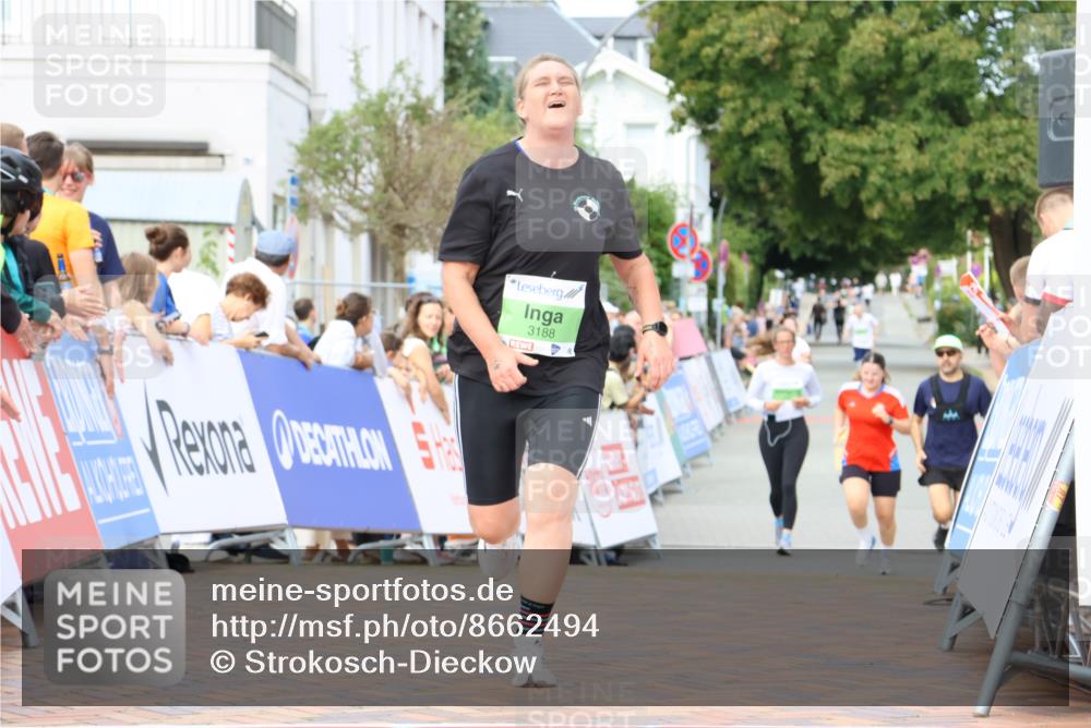 31.08.2025 - 21. Blankeneser Heldenlauf Strokosch-Dieckow http://msf.ph/oto/8662494 31.08.2025 11:24:26 Ziel 3309, 3188 meine-sportfotos.de