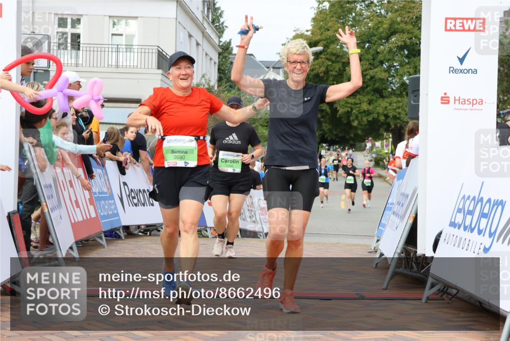 31.08.2025 - 21. Blankeneser Heldenlauf Strokosch-Dieckow http://msf.ph/oto/8662496 31.08.2025 11:22:15 Ziel 3346, 3369, 3680, 3669 meine-sportfotos.de