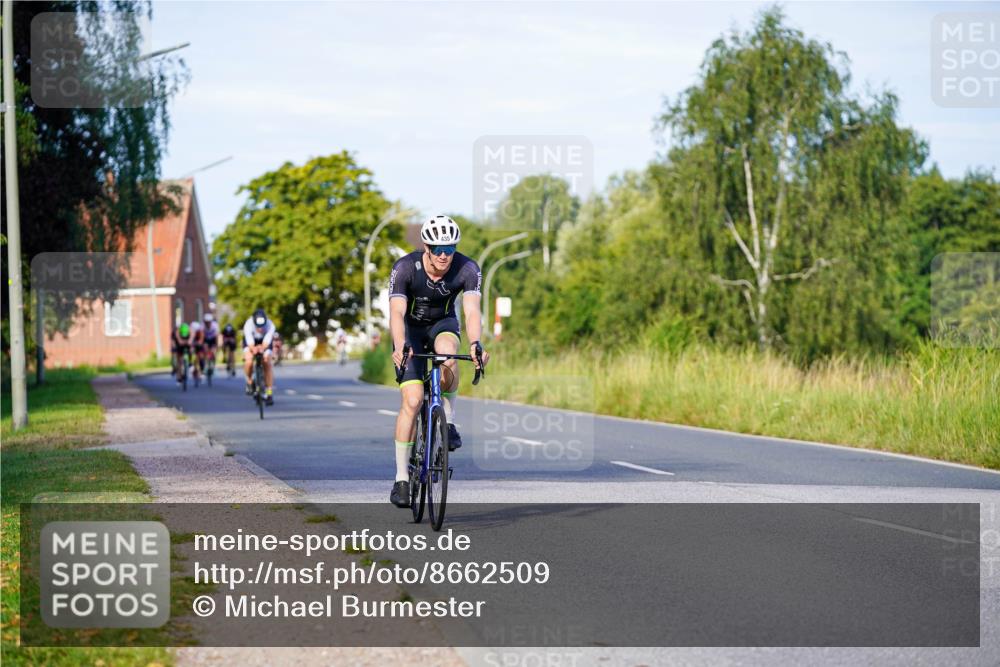 31.08.2025 - Elbe Triathlon Hamburg Michael Burmester http://msf.ph/oto/8662509 31.08.2025 09:10:41 Radfahren 185, 267, 309, 376, 435, 523 meine-sportfotos.de