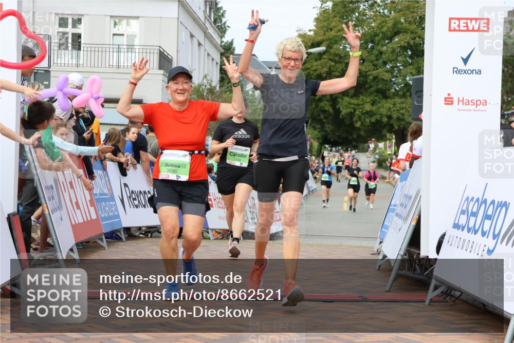 31.08.2025 - 21. Blankeneser Heldenlauf Strokosch-Dieckow http://msf.ph/oto/8662521 31.08.2025 11:22:14 Ziel 3346, 3369, 3680, 3669 meine-sportfotos.de