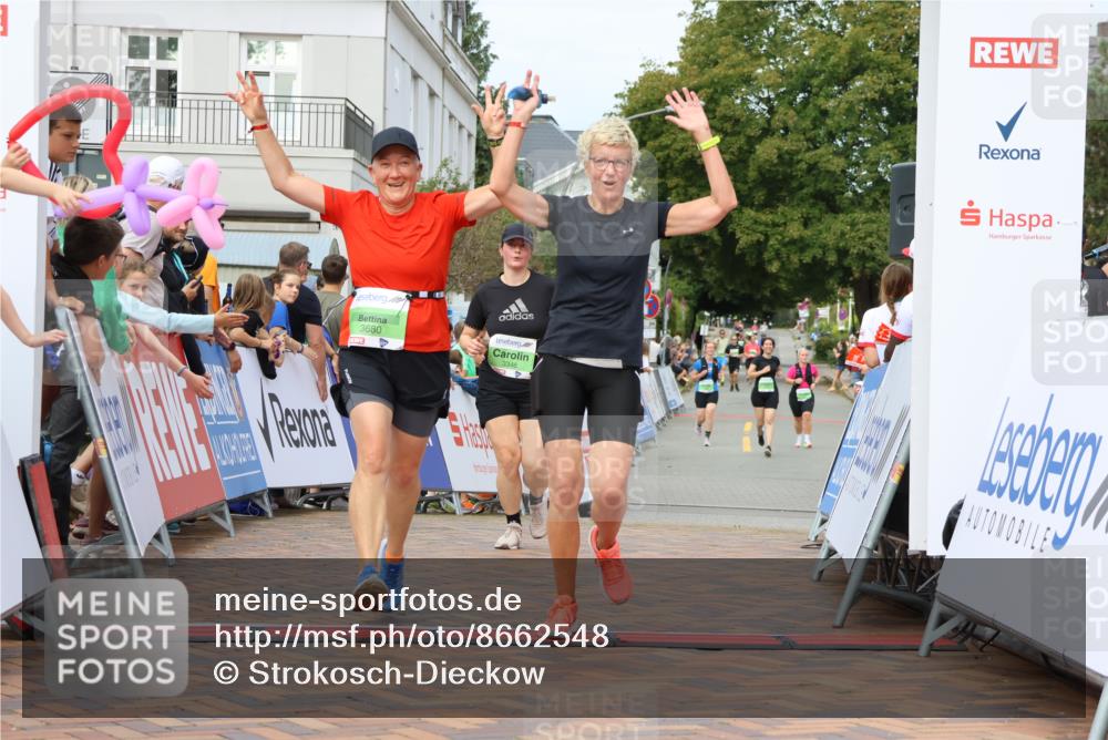 31.08.2025 - 21. Blankeneser Heldenlauf Strokosch-Dieckow http://msf.ph/oto/8662548 31.08.2025 11:22:14 Ziel 3346, 3369, 3680, 3669 meine-sportfotos.de