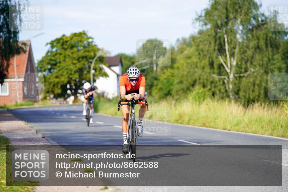 31.08.2025 - Elbe Triathlon Hamburg Michael Burmester http://msf.ph/oto/8662588 31.08.2025 09:11:13 Radfahren 395, 600 meine-sportfotos.de