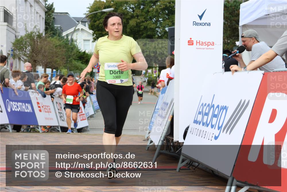 31.08.2025 - 21. Blankeneser Heldenlauf Strokosch-Dieckow http://msf.ph/oto/8662631 31.08.2025 11:22:10 Ziel 3344, 3369, 3680, 3669, 3413 meine-sportfotos.de