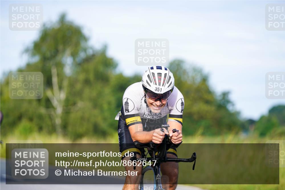 31.08.2025 - Elbe Triathlon Hamburg Michael Burmester http://msf.ph/oto/8662647 31.08.2025 09:11:40 Radfahren 239, 351, 445 meine-sportfotos.de