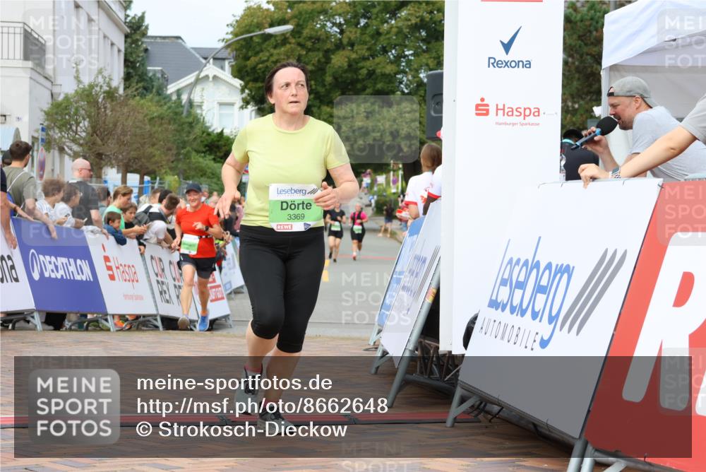 31.08.2025 - 21. Blankeneser Heldenlauf Strokosch-Dieckow http://msf.ph/oto/8662648 31.08.2025 11:22:10 Ziel 3344, 3369, 3680, 3669, 3413 meine-sportfotos.de