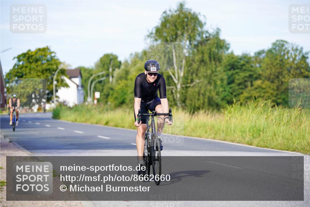 31.08.2025 - Elbe Triathlon Hamburg Michael Burmester http://msf.ph/oto/8662660 31.08.2025 09:11:43 Radfahren 239, 246, 351, 445 meine-sportfotos.de