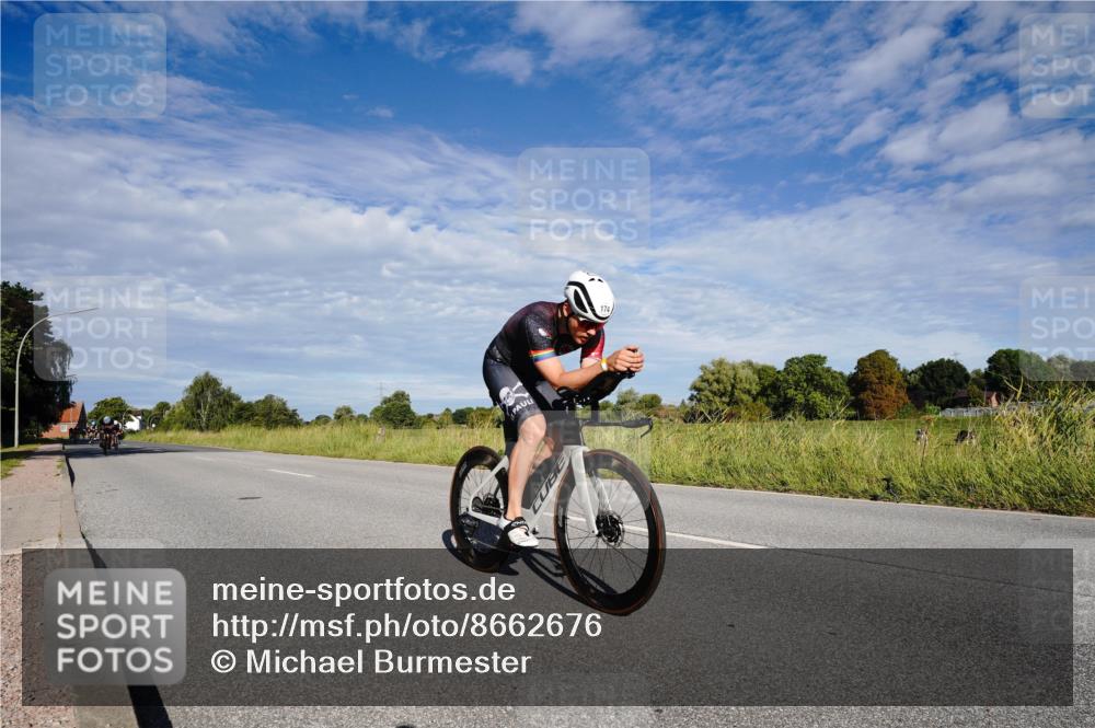 31.08.2025 - Elbe Triathlon Hamburg Michael Burmester http://msf.ph/oto/8662676 31.08.2025 09:25:38 Radfahren 174, 179, 279, 347, 642, 724 meine-sportfotos.de
