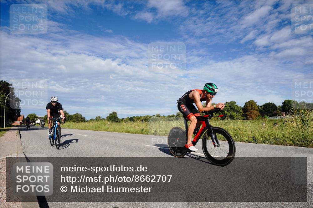 31.08.2025 - Elbe Triathlon Hamburg Michael Burmester http://msf.ph/oto/8662707 31.08.2025 09:25:58 Radfahren 301, 334, 523, 525, 551, 554, 579 meine-sportfotos.de