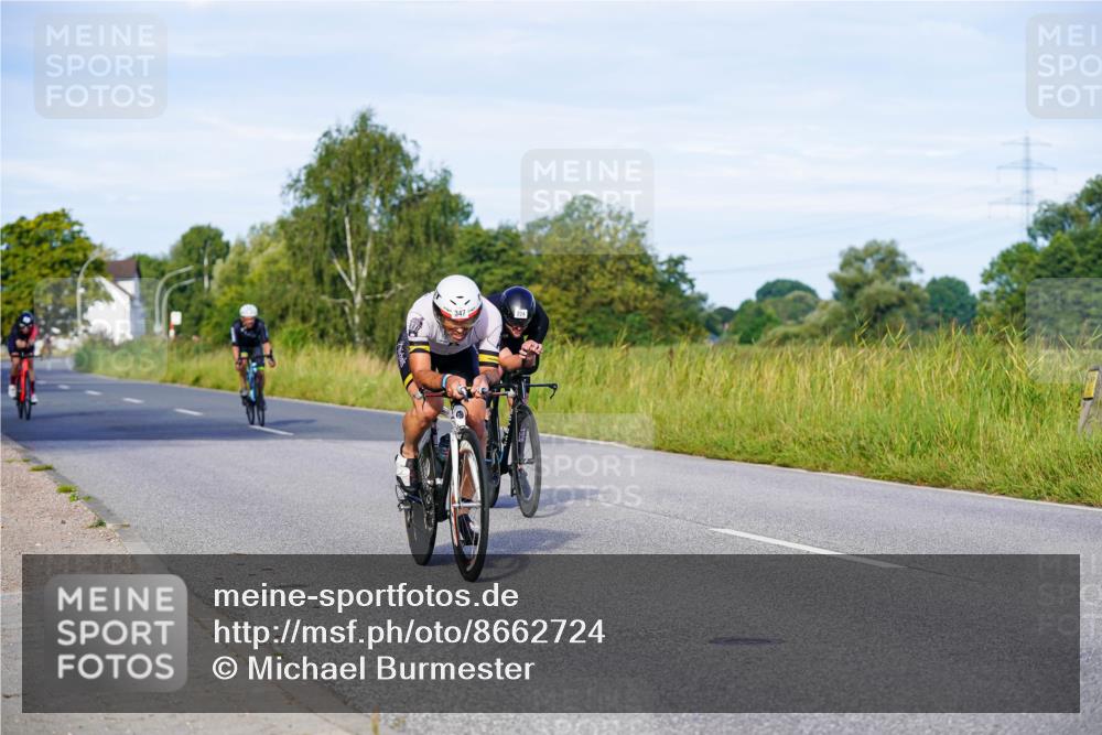 31.08.2025 - Elbe Triathlon Hamburg Michael Burmester http://msf.ph/oto/8662724 31.08.2025 09:12:01 Radfahren 224, 301, 347, 366, 443, 453 meine-sportfotos.de