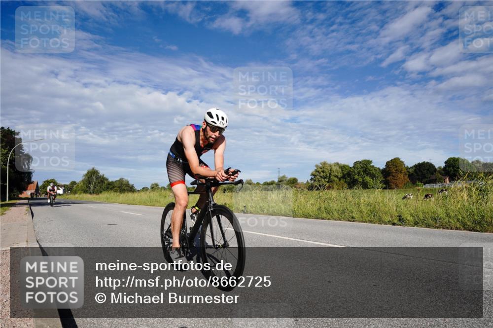 31.08.2025 - Elbe Triathlon Hamburg Michael Burmester http://msf.ph/oto/8662725 31.08.2025 09:26:17 Radfahren 246, 320, 451, 514 meine-sportfotos.de