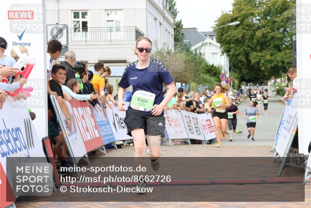 31.08.2025 - 21. Blankeneser Heldenlauf Strokosch-Dieckow http://msf.ph/oto/8662726 31.08.2025 11:24:01 Ziel 3493, 3337, 3101, 3659 meine-sportfotos.de