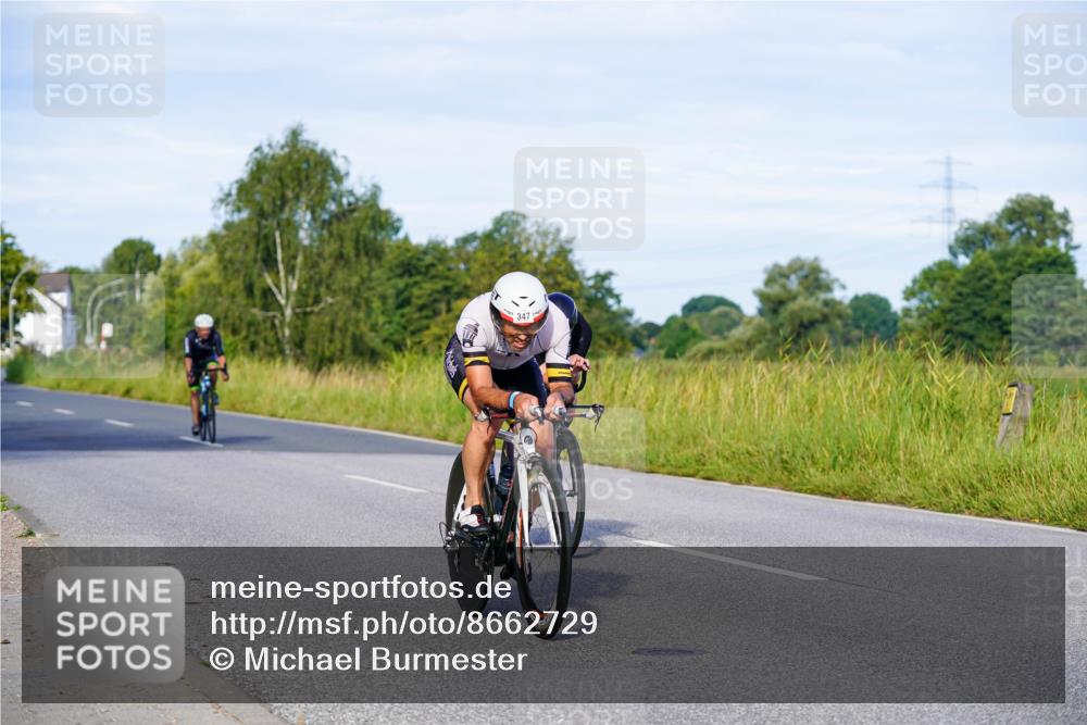 31.08.2025 - Elbe Triathlon Hamburg Michael Burmester http://msf.ph/oto/8662729 31.08.2025 09:12:01 Radfahren 224, 301, 347, 366, 443, 453 meine-sportfotos.de