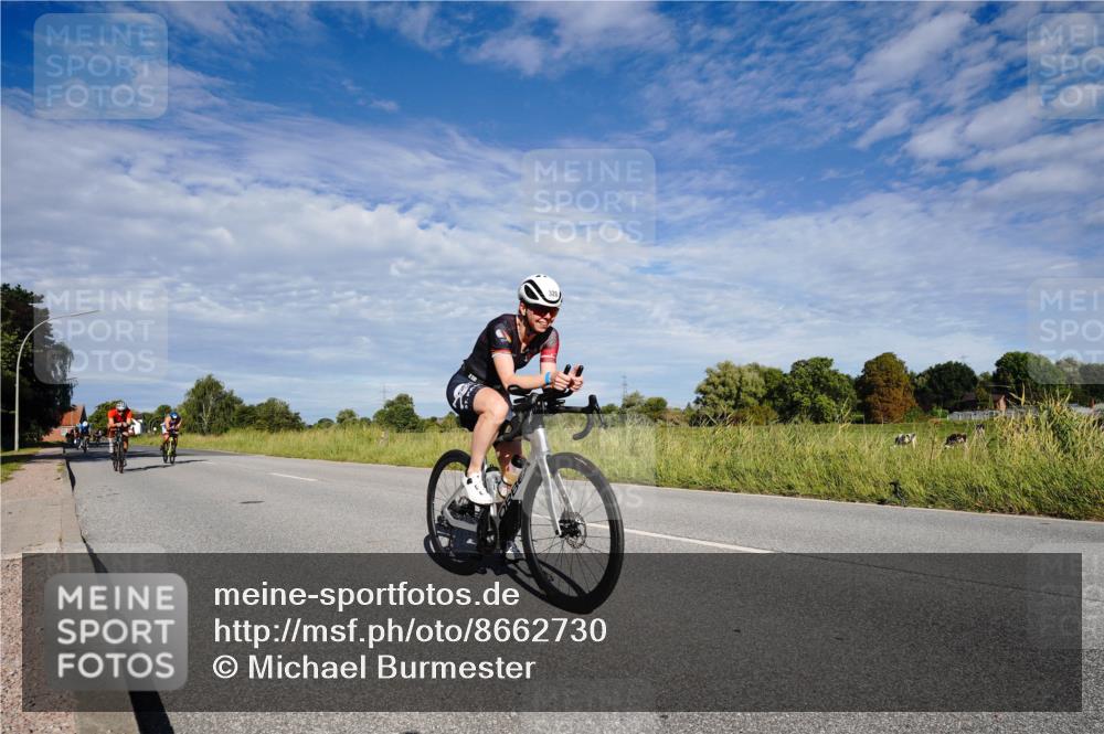 31.08.2025 - Elbe Triathlon Hamburg Michael Burmester http://msf.ph/oto/8662730 31.08.2025 09:26:25 Radfahren 175, 316, 320, 355, 395, 434, 438, 471 meine-sportfotos.de