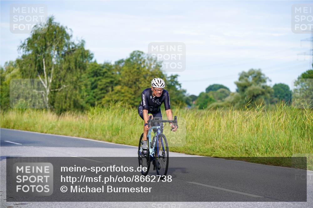 31.08.2025 - Elbe Triathlon Hamburg Michael Burmester http://msf.ph/oto/8662738 31.08.2025 09:12:02 Radfahren 224, 301, 347, 366, 443, 453 meine-sportfotos.de